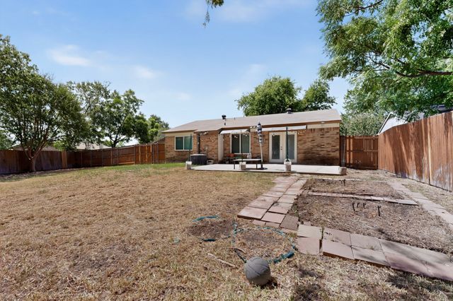 1513 Pelican Court, Garland, TX 75040