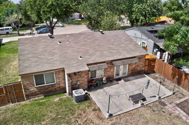 1513 Pelican Court, Garland, TX 75040