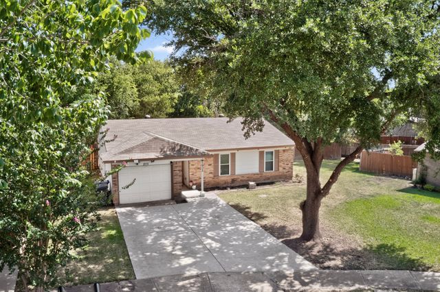 1513 Pelican Court, Garland, TX 75040