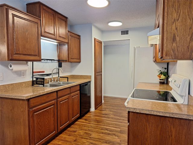 1513 Pelican Court, Garland, TX 75040