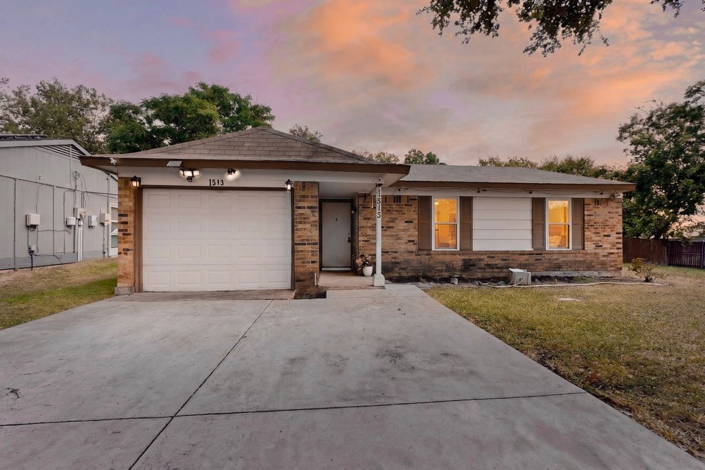 1513 Pelican Court, Garland, TX 75040