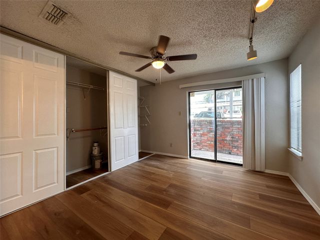 3416 Country Club Drive W 123, Irving, TX 75038