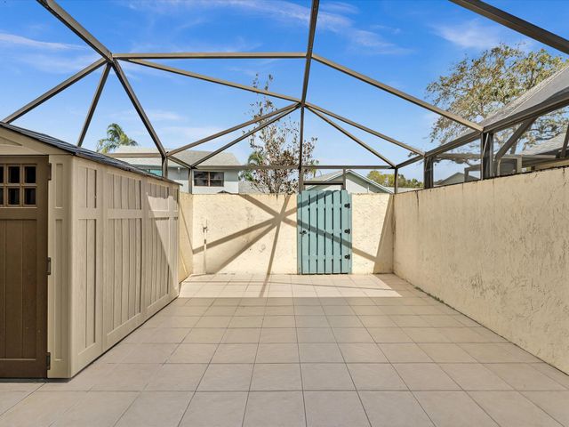 9095 SW 21st Court D, Boca Raton, FL 33428