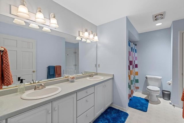 942 S PARK AVENUE, Fond Du Lac, WI 54935