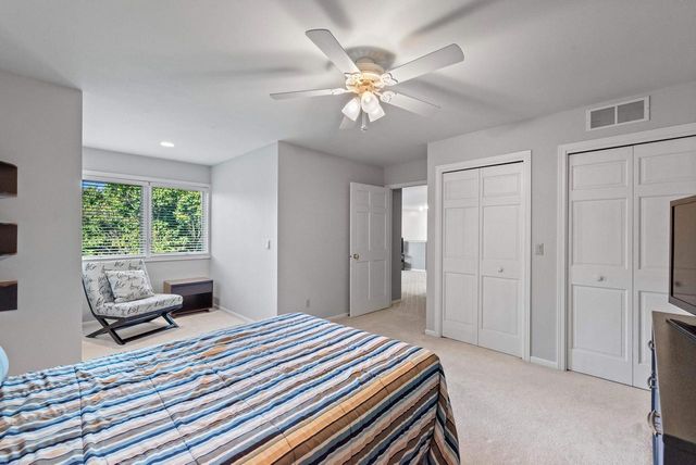 942 S PARK AVENUE, Fond Du Lac, WI 54935