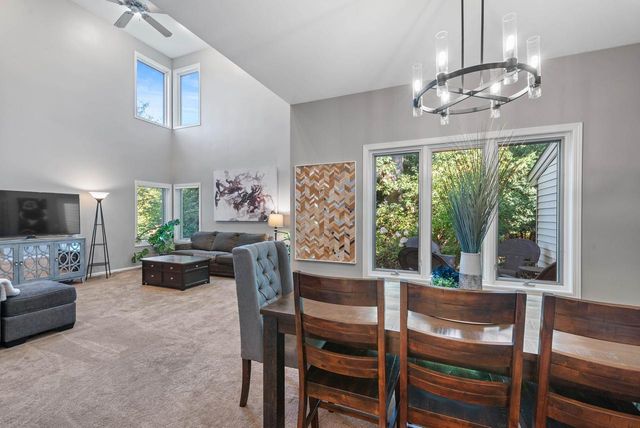 942 S PARK AVENUE, Fond Du Lac, WI 54935