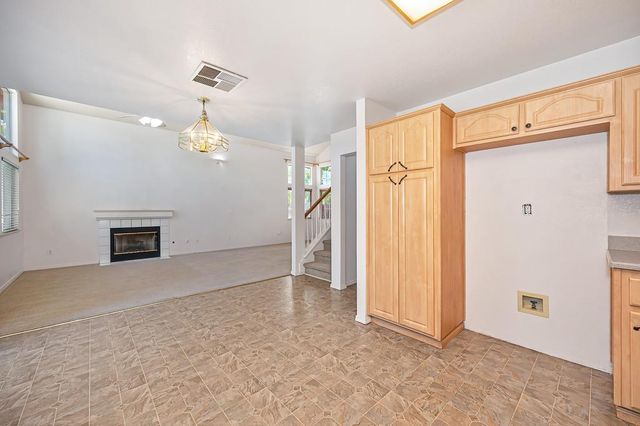 8829 Wetherly Ct, Elk Grove, CA 95624