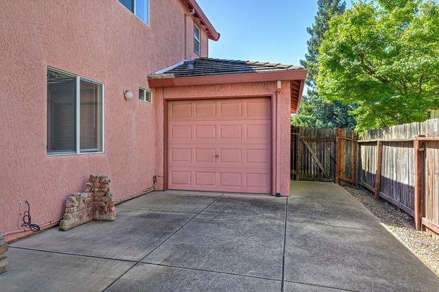 8829 Wetherly Ct, Elk Grove, CA 95624