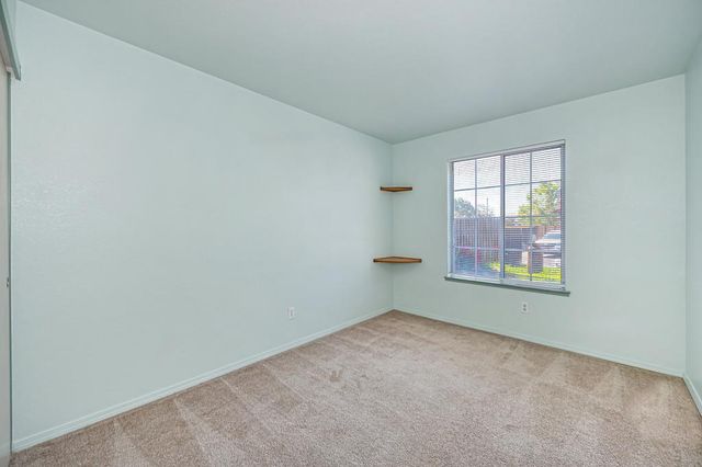 8829 Wetherly Ct, Elk Grove, CA 95624