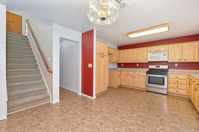 8829 Wetherly Ct, Elk Grove, CA 95624