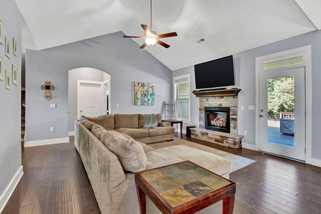 945 Garnet Circle, Chesnee, SC 29323