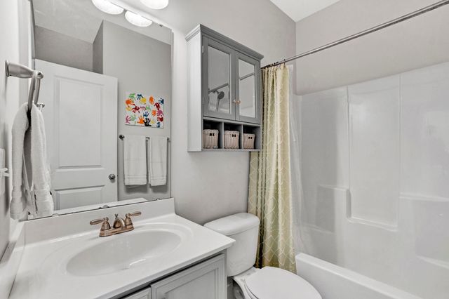 945 Garnet Circle, Chesnee, SC 29323