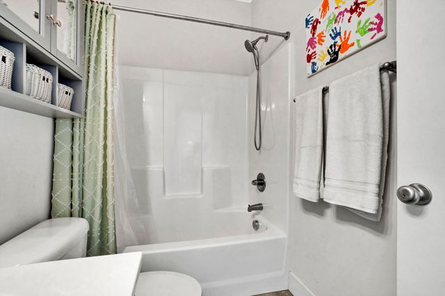 945 Garnet Circle, Chesnee, SC 29323