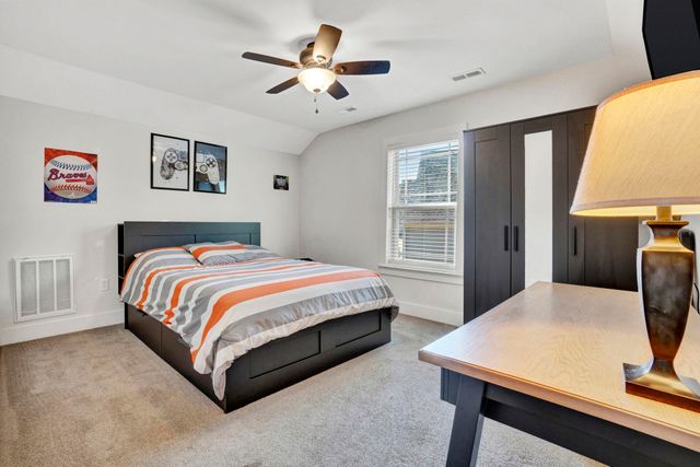 945 Garnet Circle, Chesnee, SC 29323