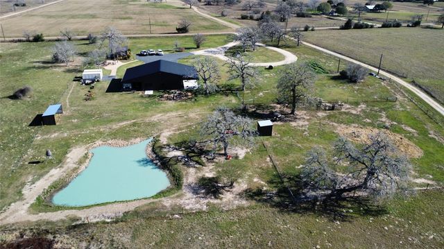 1524 Shaws Bend Road, Columbus, TX 78934