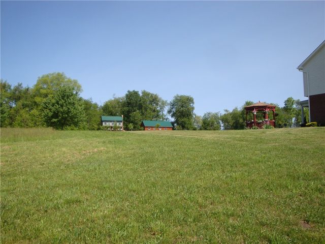 715 Victoria Way, Derry Twp, PA 15627
