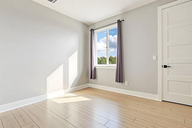 300 Summit Ridge DR N, Point Venture, TX 78645