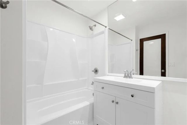 532 N Rossmore 311, Los Angeles, CA 90004
