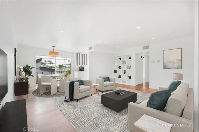 532 N Rossmore 311, Los Angeles, CA 90004