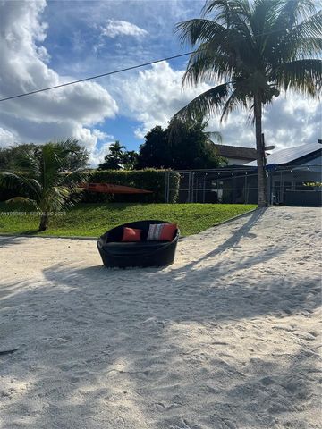 6101 SW 153rd Ct Rd, Miami, FL 33193