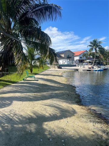 6101 SW 153rd Ct Rd, Miami, FL 33193