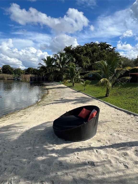 Image 13 of property listing at 6101 SW 153rd Ct Rd, Miami, FL 33193