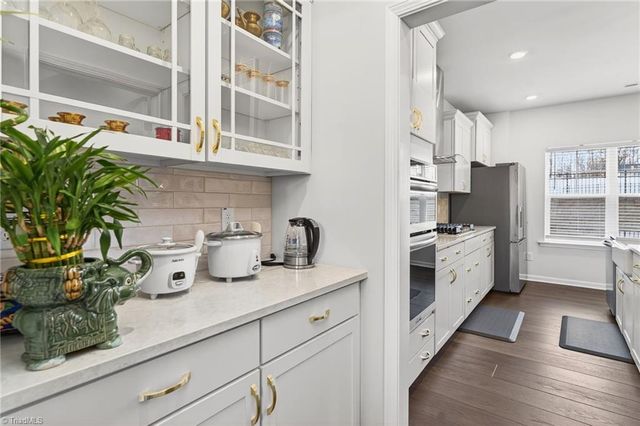 1975 Watkins Landing Drive, Kernersville, NC 27284