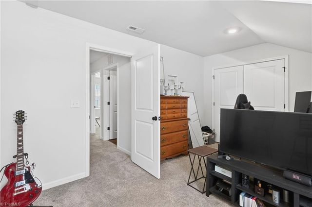 1975 Watkins Landing Drive, Kernersville, NC 27284