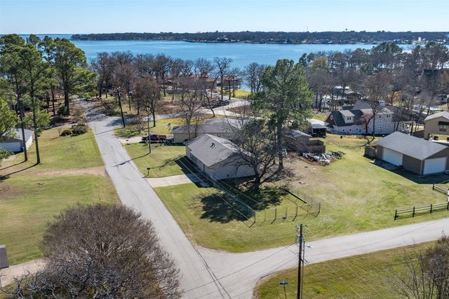 220 Hillcrest Drive, Tool, TX 75143