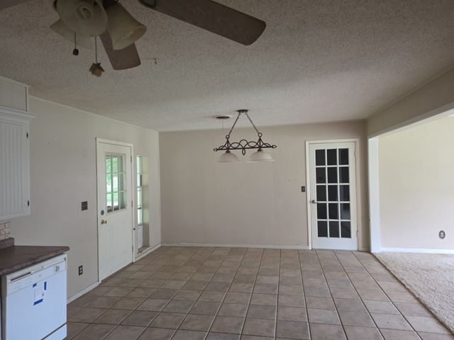 709 Lee Street, Bowie, TX 76230