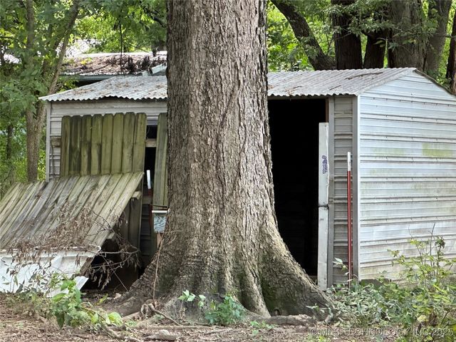 1436 E 550, Locust Grove, OK 74352