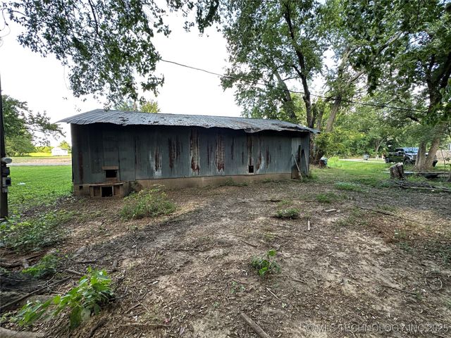 1436 E 550, Locust Grove, OK 74352