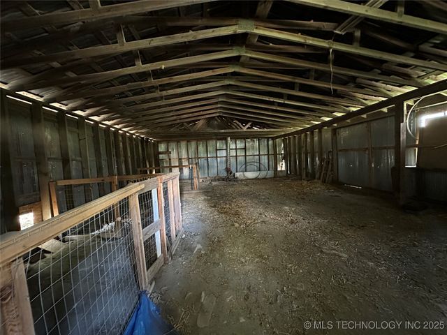 1436 E 550, Locust Grove, OK 74352