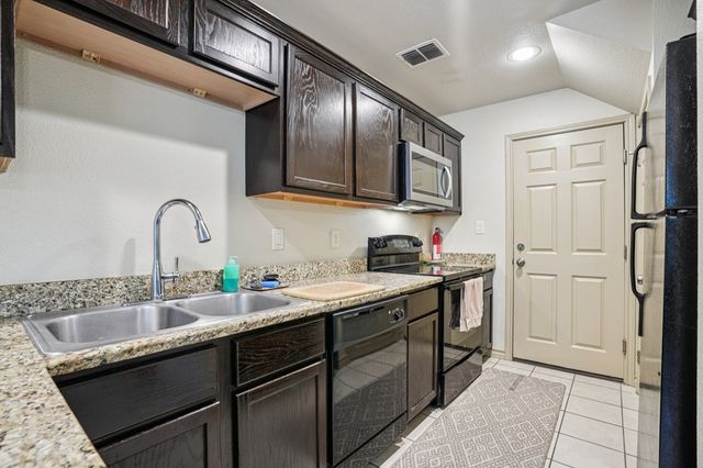 2312-A Sailing Way, Kerrville, TX 78028