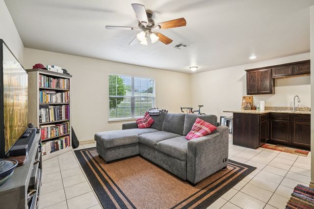 2312-A Sailing Way, Kerrville, TX 78028