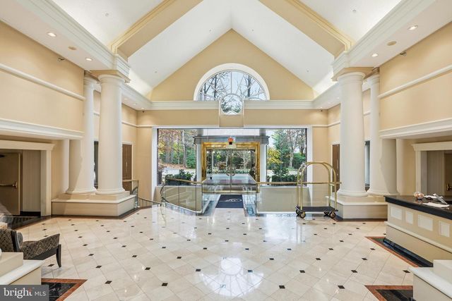 5802 NICHOLSON LN, Rockville, MD 20852