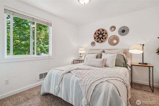 301 W Raye Street #201, Seattle, WA 98119
