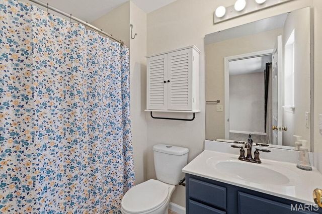907 Sherwood Drive, Warrenton, MO 63383