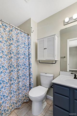 907 Sherwood Drive, Warrenton, MO 63383