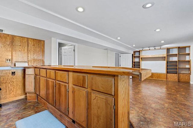907 Sherwood Drive, Warrenton, MO 63383