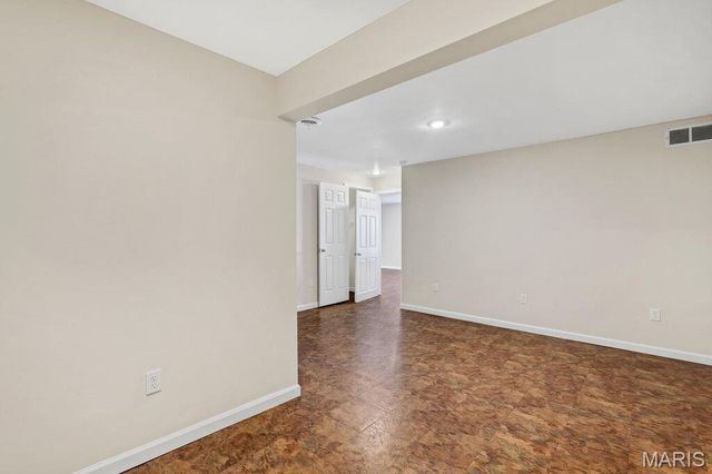 907 Sherwood Drive, Warrenton, MO 63383