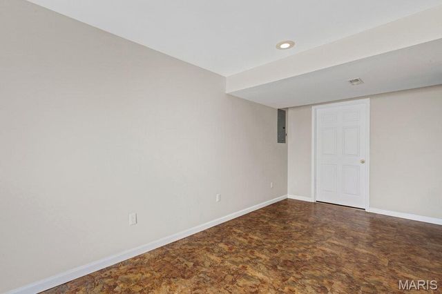907 Sherwood Drive, Warrenton, MO 63383