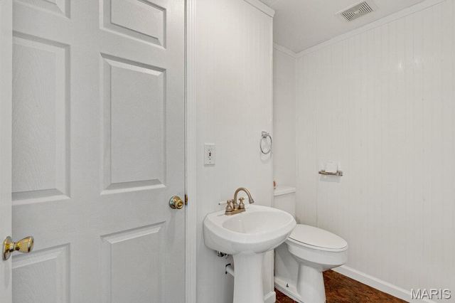 907 Sherwood Drive, Warrenton, MO 63383