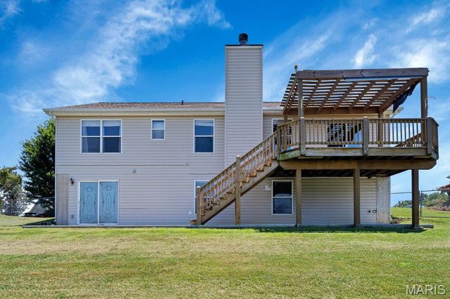 907 Sherwood Drive, Warrenton, MO 63383