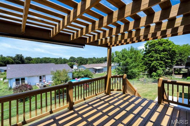 907 Sherwood Drive, Warrenton, MO 63383