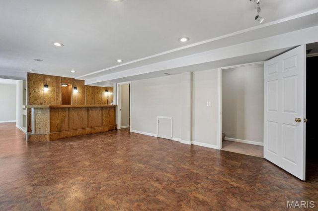 907 Sherwood Drive, Warrenton, MO 63383