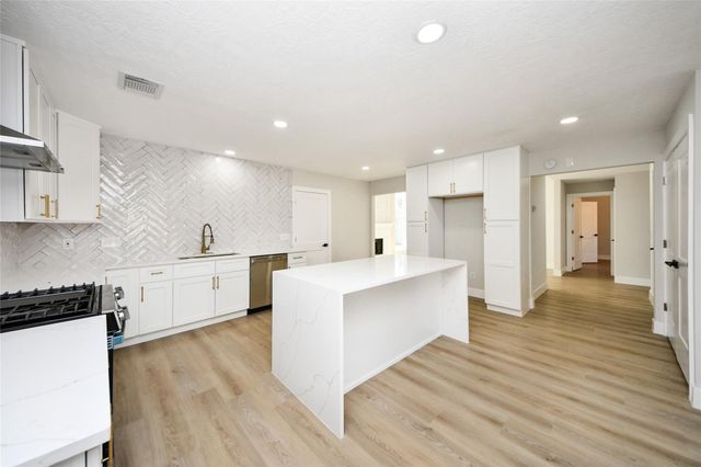 10223 Dude Road, Houston, TX 77064