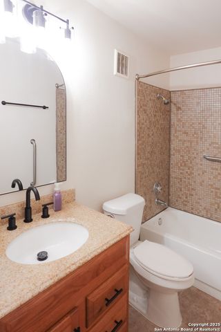 4119 Medical Dr Apt F104, San Antonio, TX 78229