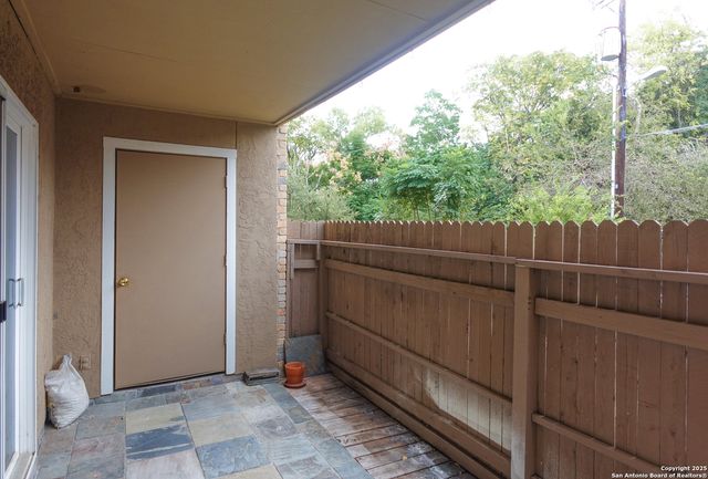 4119 Medical Dr Apt F104, San Antonio, TX 78229