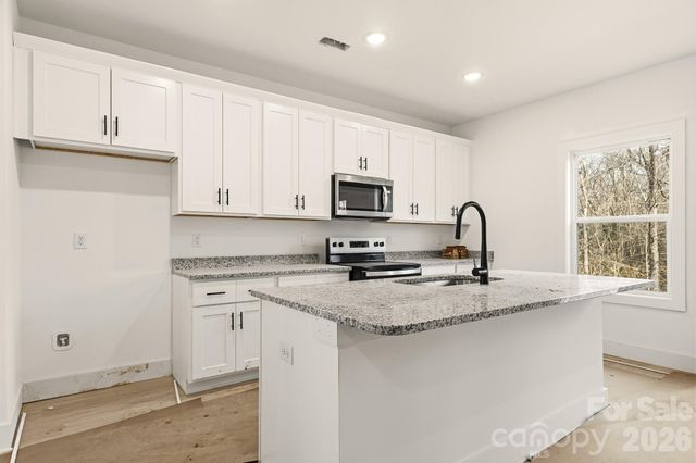 3028 Woodlands Creek Drive, Monroe, NC 28110